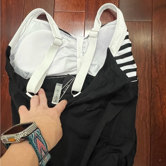 NWT Striped Black and White One Piece Swimsuit swimsuit, size L - Picture 5 of 5